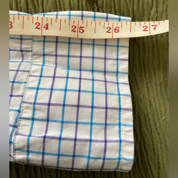 J.Crew mens light weight 100% cotton button down - Picture 7 of 9